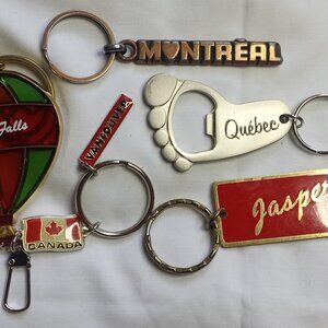 Lot of 5 Canadian Cities Keychains Niagara, Vancouver, Montreal, Quebec & Jasper